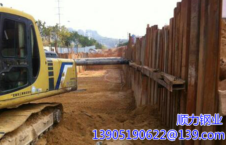 The use of steel sheet piles revetment conservation Jiaxing new channel