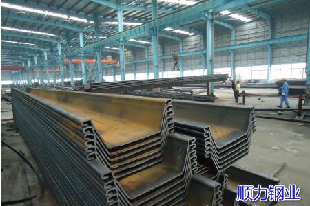 The relationship between the steel sheet pile cofferdam and the Larsen steel sheet pile cofferdam